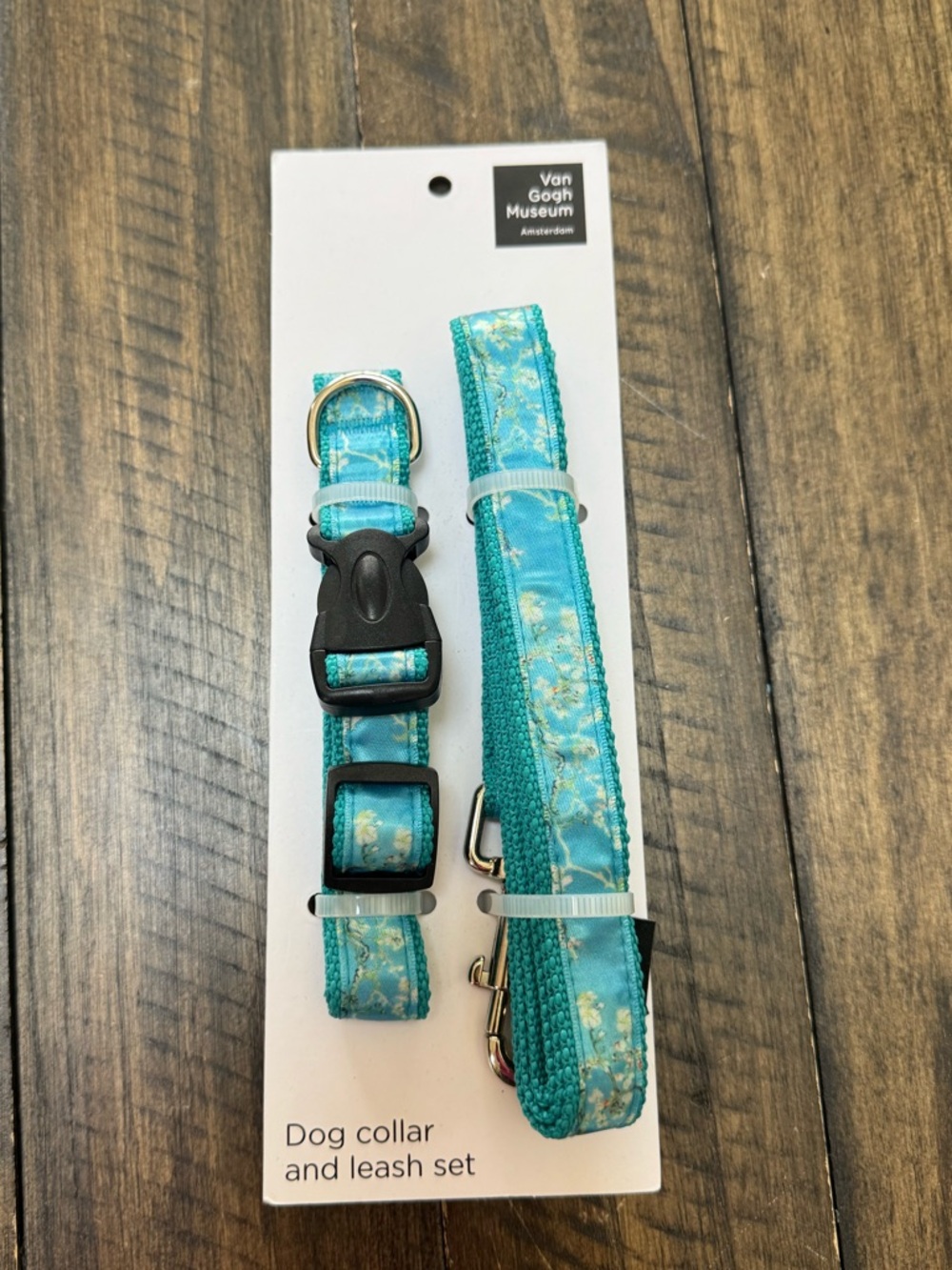 Van Gogh | Almond Blossom Dog Collar & Leash Set